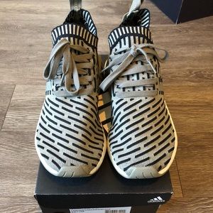 Men’s adidas NMD R2 size 11